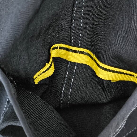 WonderWink Women's Four Stretch Sporty V-Neck Navy Scrub Top - Picture 6 of 7